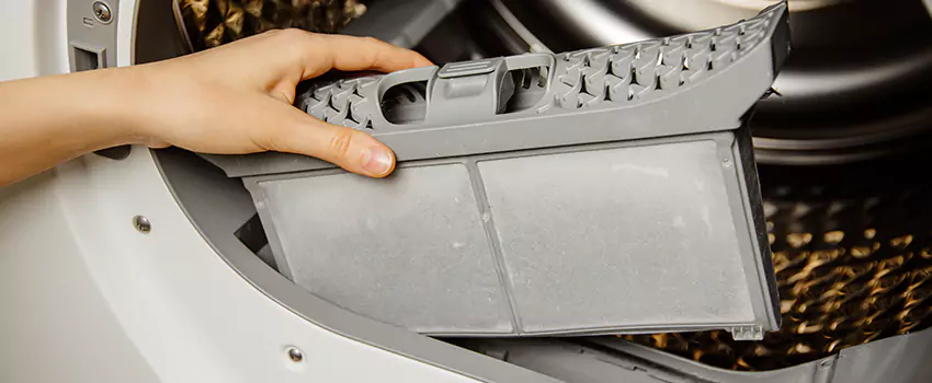 Signs Of A Clogged Dryer Lint Trap in Baton Rouge, Louisiana